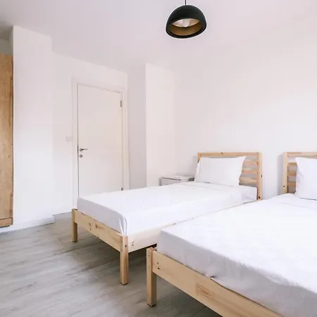 Comfy Flat W Patio 3 Min To Beach In * Αλικαρνασσός